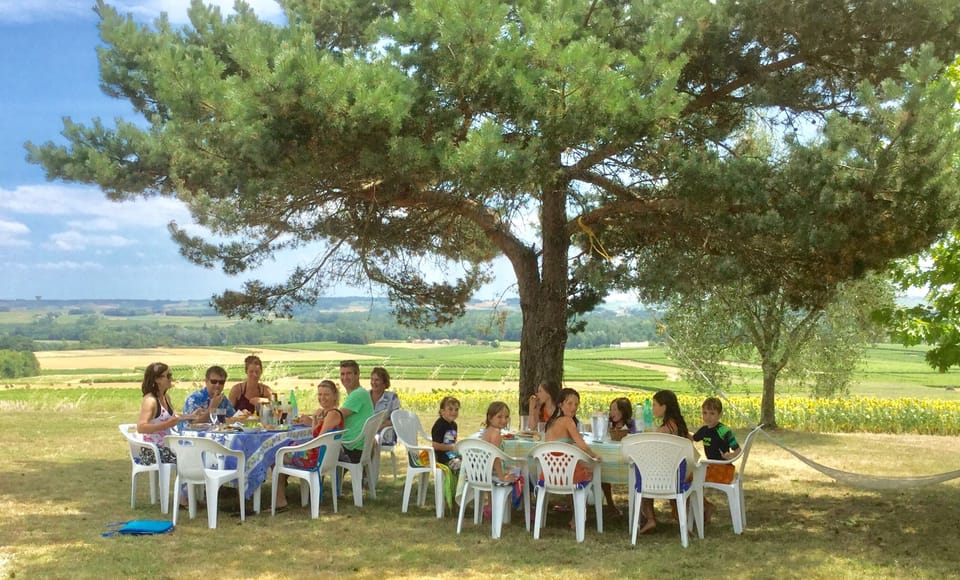 Great accommodation for large family reunions !