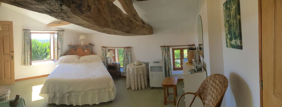 Master bedroom with en suite