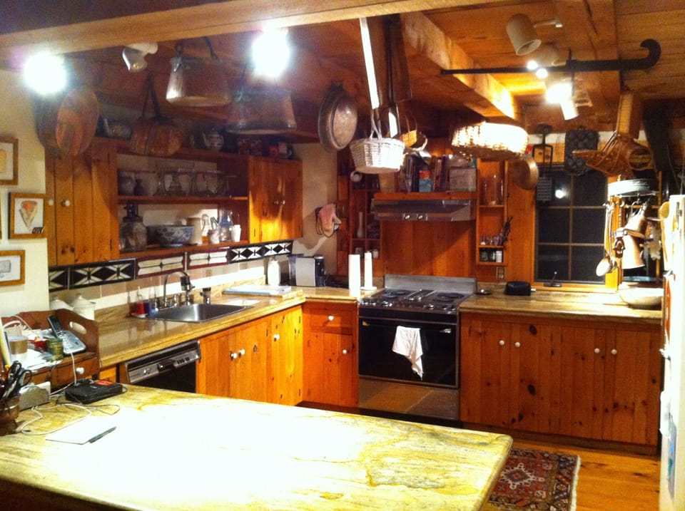 Kitchen with seating