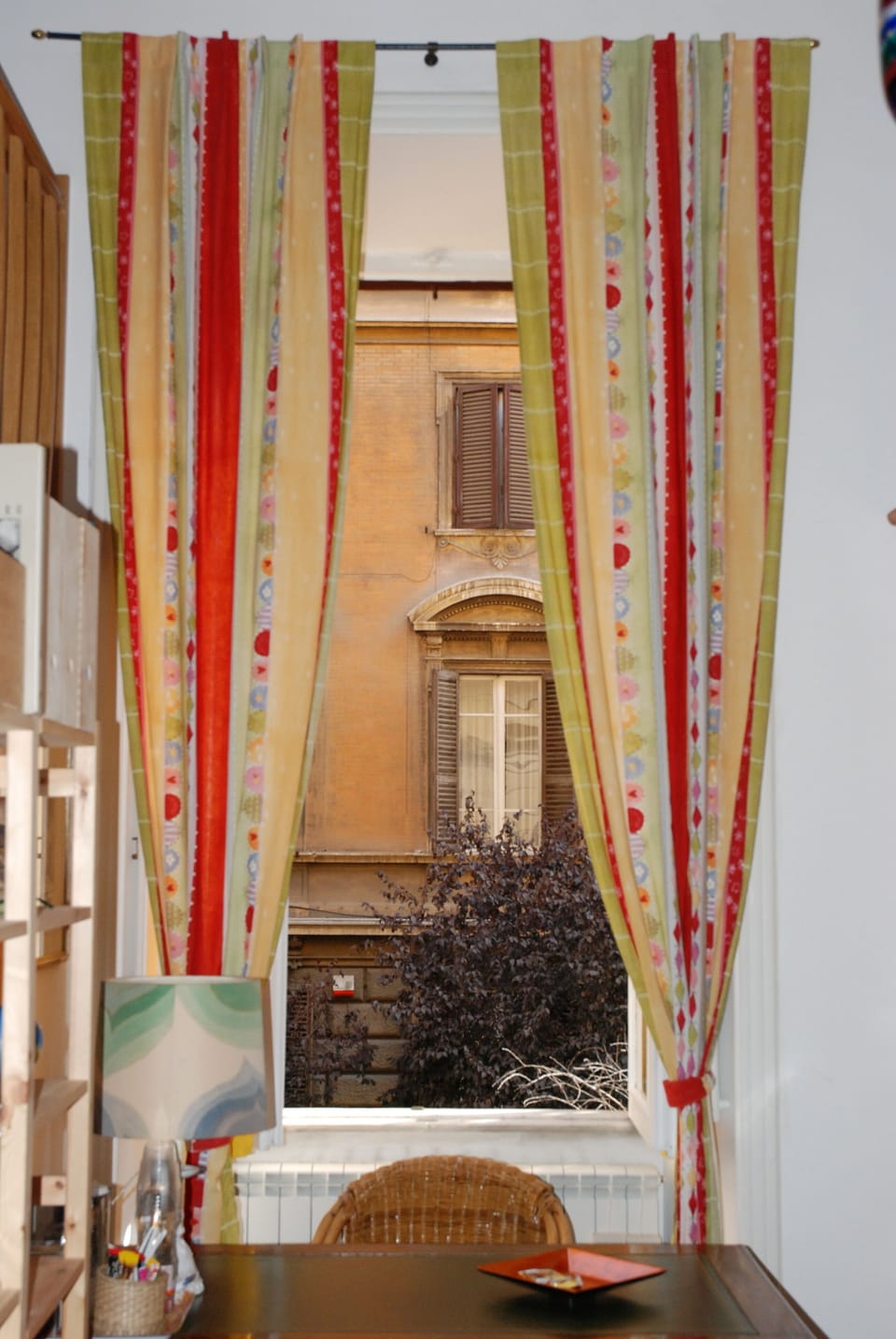 Starfish suite: view on the street 