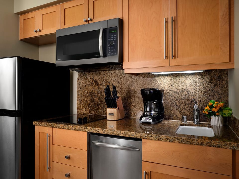 Studio kitchenette