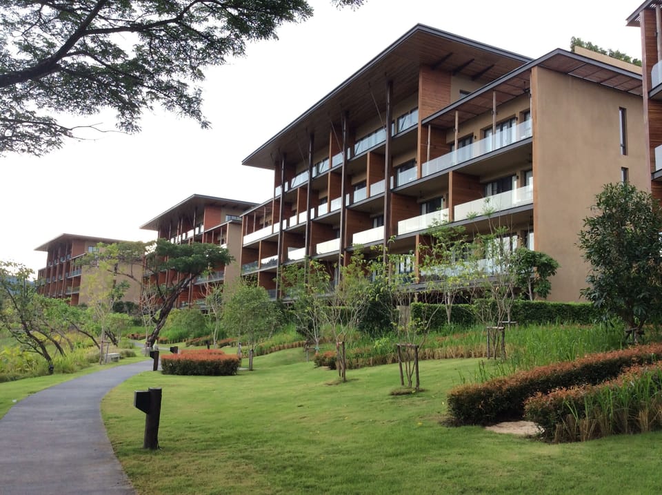 Away At-tA lakeside suite @ khaoyai
