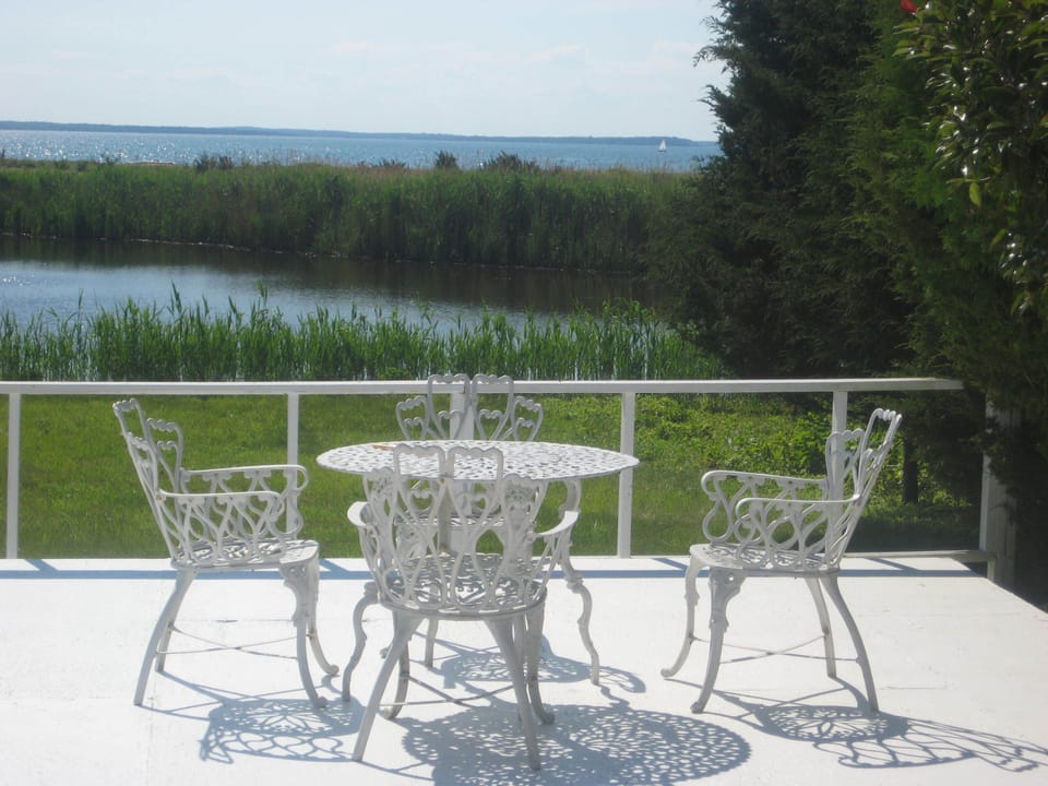 Waterfront dining