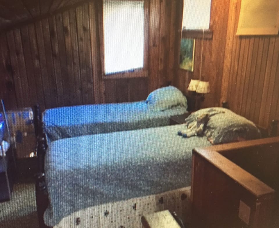 Loft, Guest room