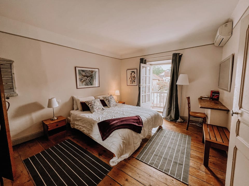 second suite 