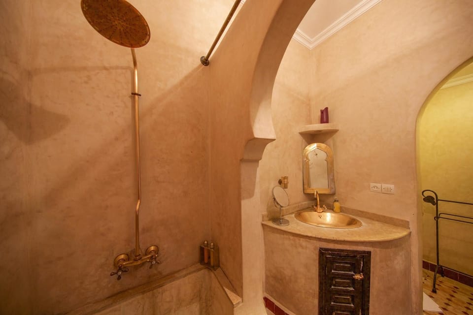 Lalibela Bathroom