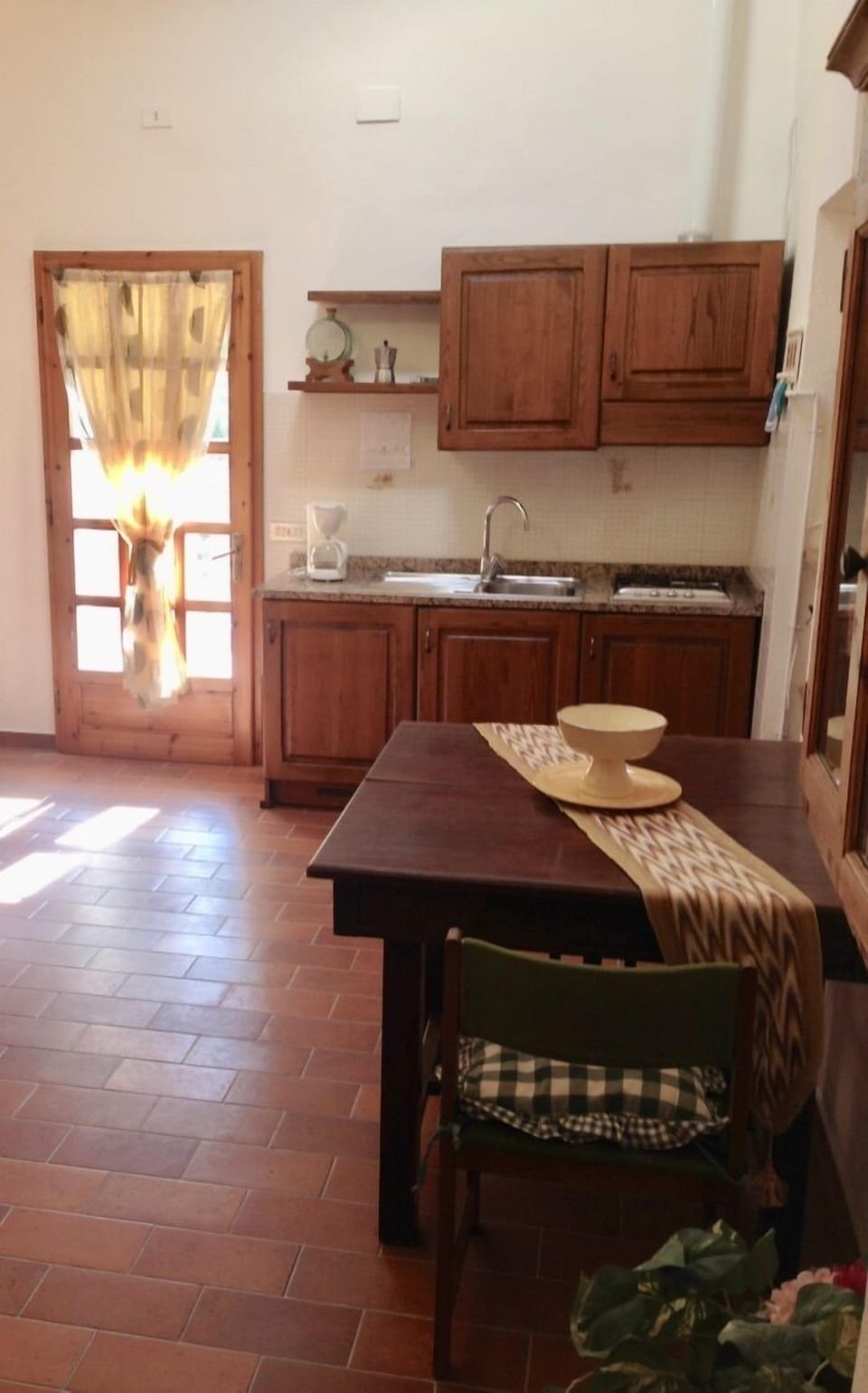 The kitchen of the apt. Andreina
