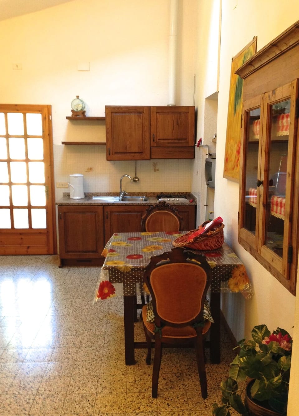 The dining area of the apt. Andreina