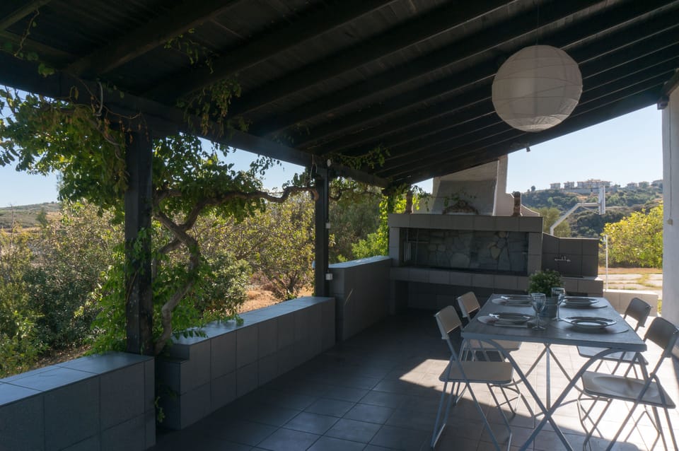 Dining and BBQ