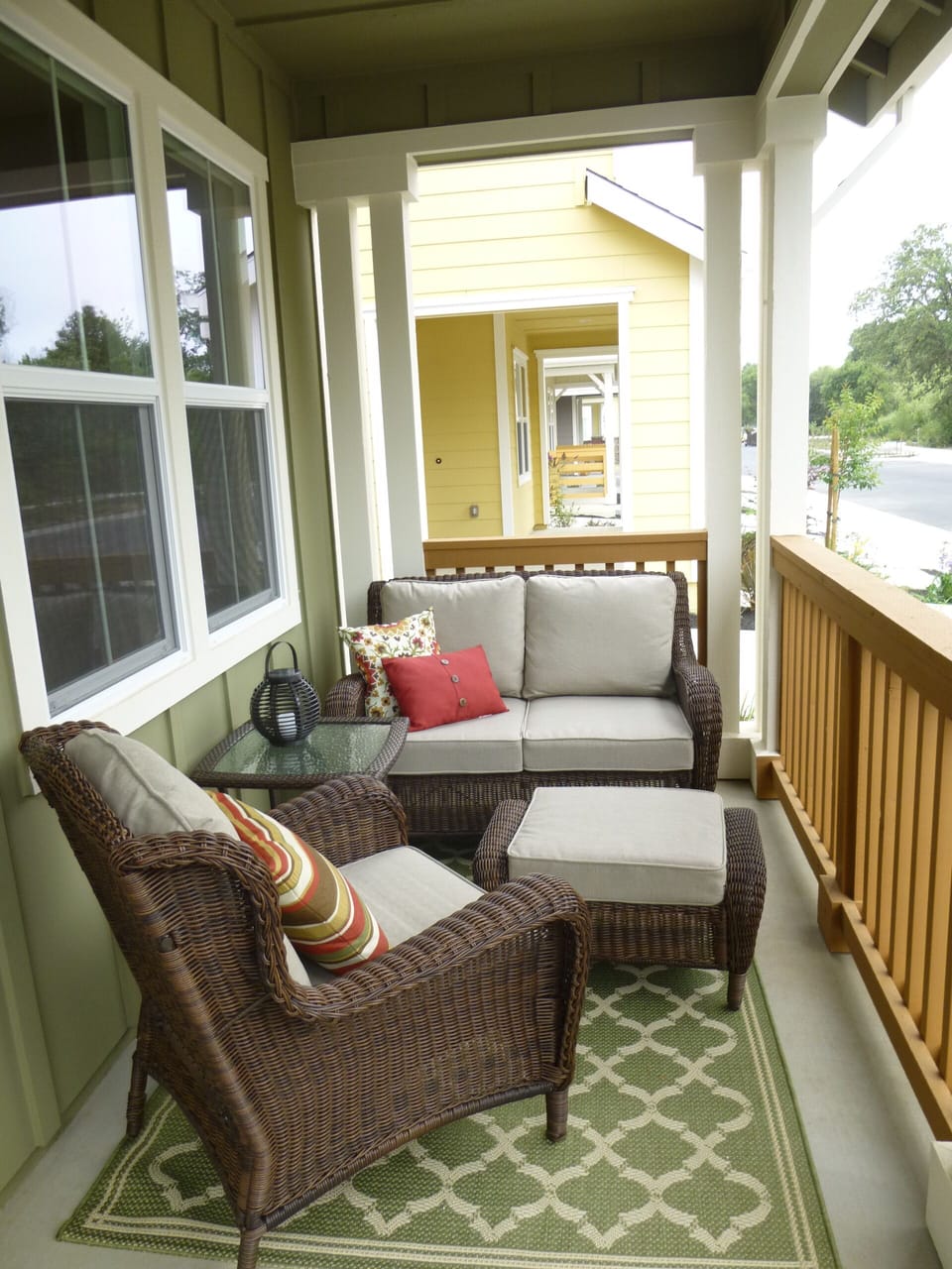 Front Porch-just waiting for you!