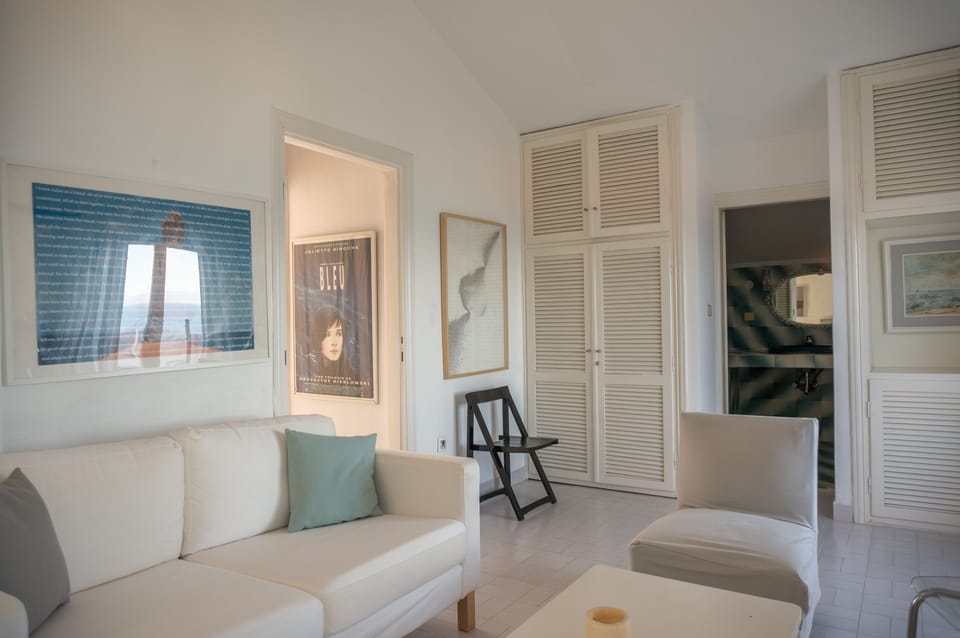View of passageway to bedroom