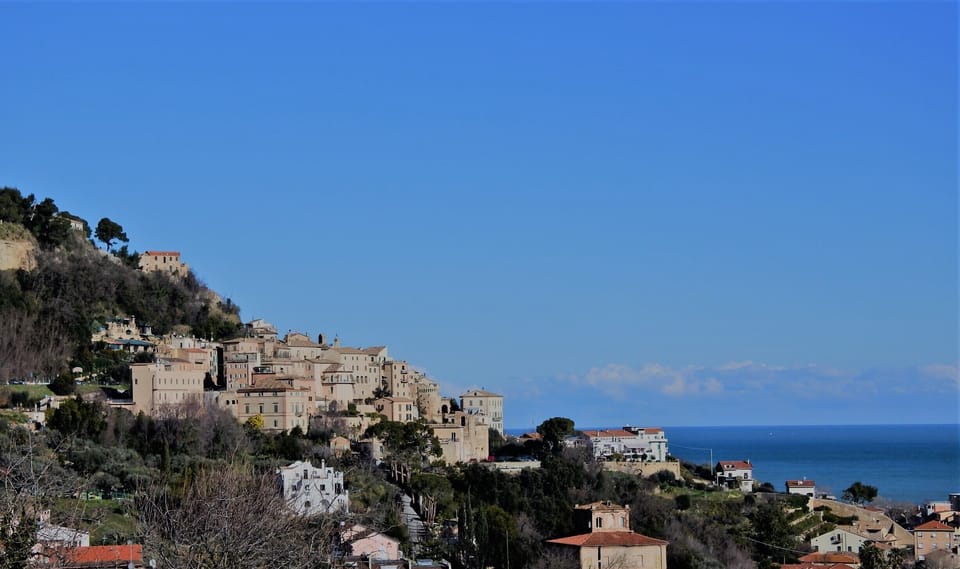 Beautiful and comfortable apartment near the sea Apartment in Grottammare