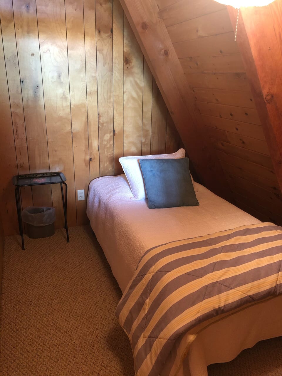 Small bedroom 8x9 upstairs with 1 twin bed.