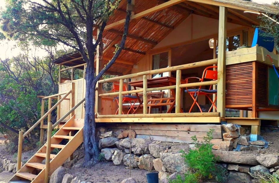 The Glamping Lodge Safari Tent or Bungalow from the other site.