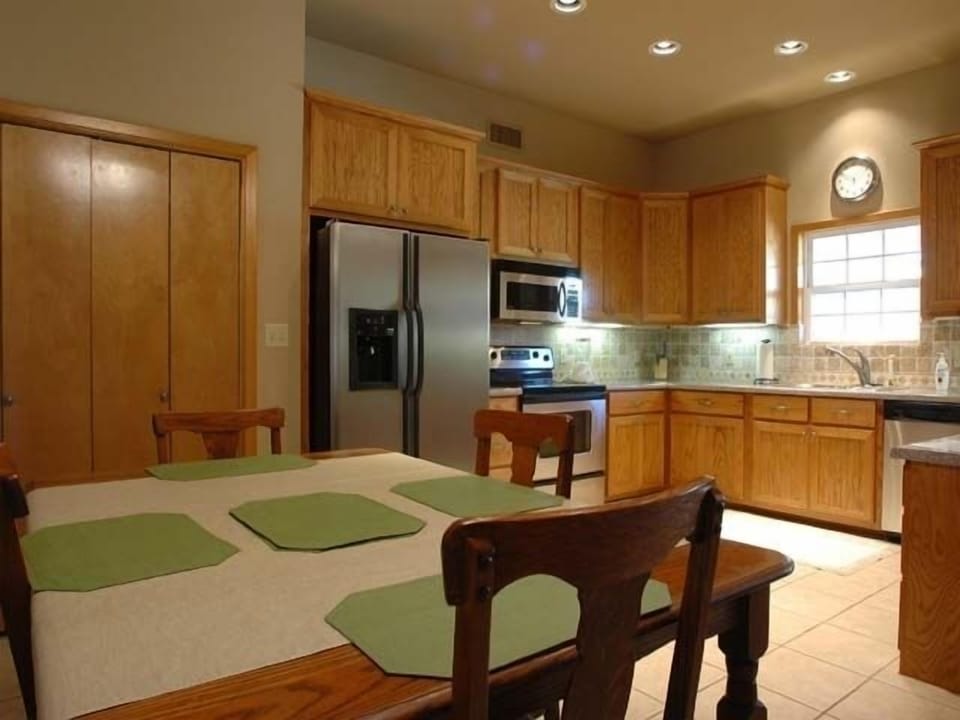 Large Beautiful Kitchen
