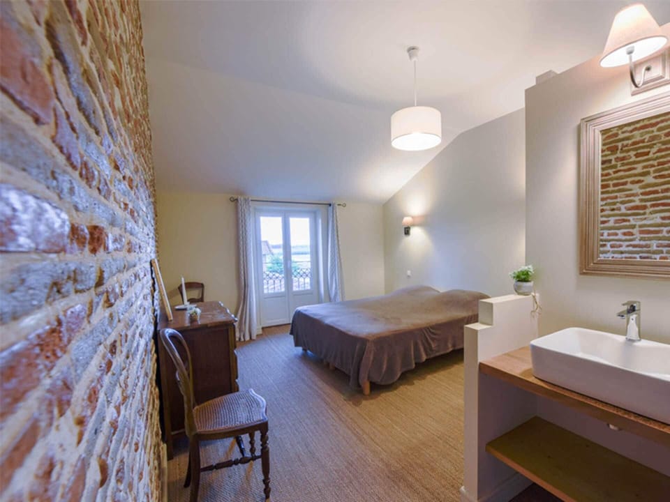 Chambre 2 Dalinette