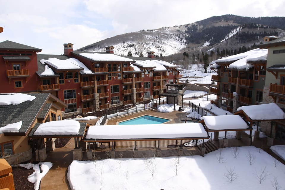 Sunrise Lodge Overview