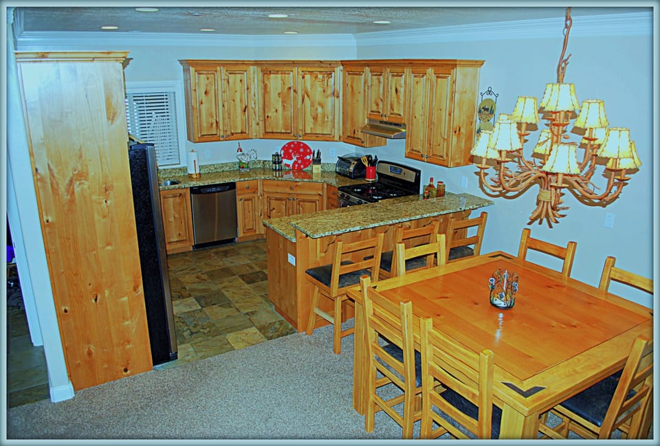 Kitchen/dinning