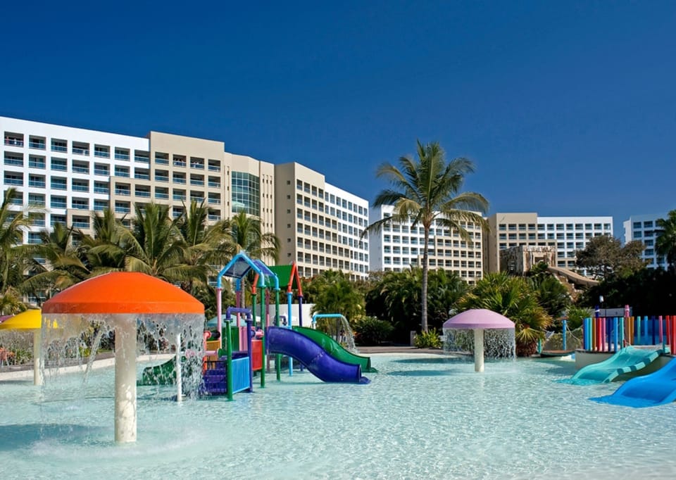 Kids pool area