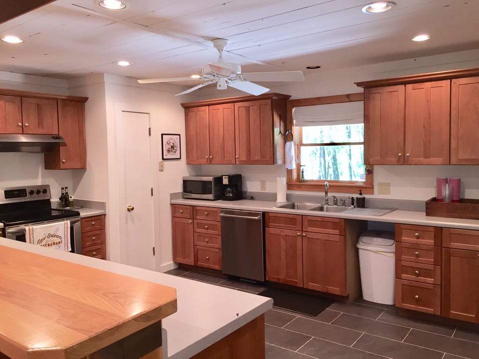 Another Kitchen view - super spacious, stocked kitchen.  We LOVE to cook and entertain so this kitchen is stocked to our liking!