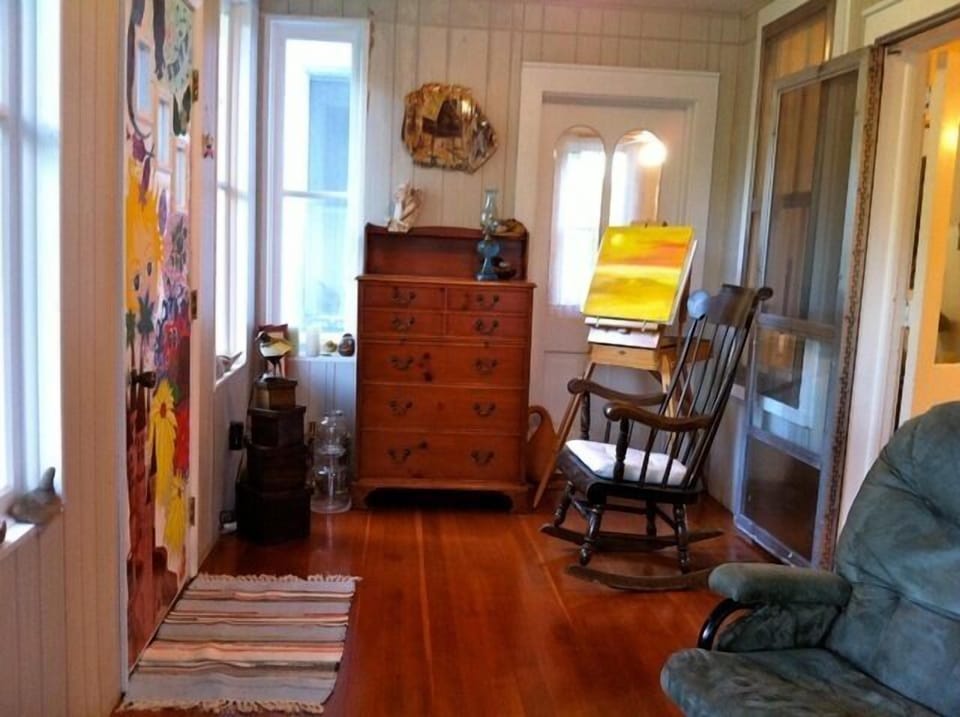 continue front porch