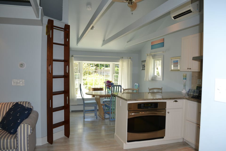 Dining area with bay window