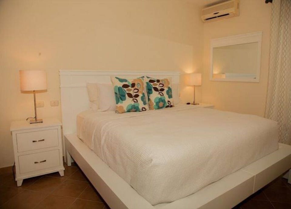 Master Bed Room with cable TV and Roko and plenty of closet space