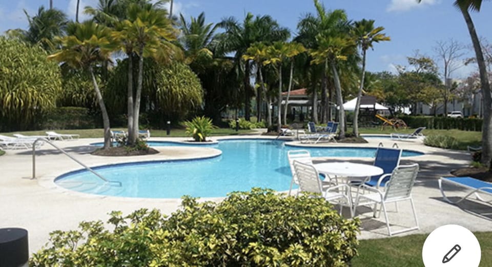 Shared pool area