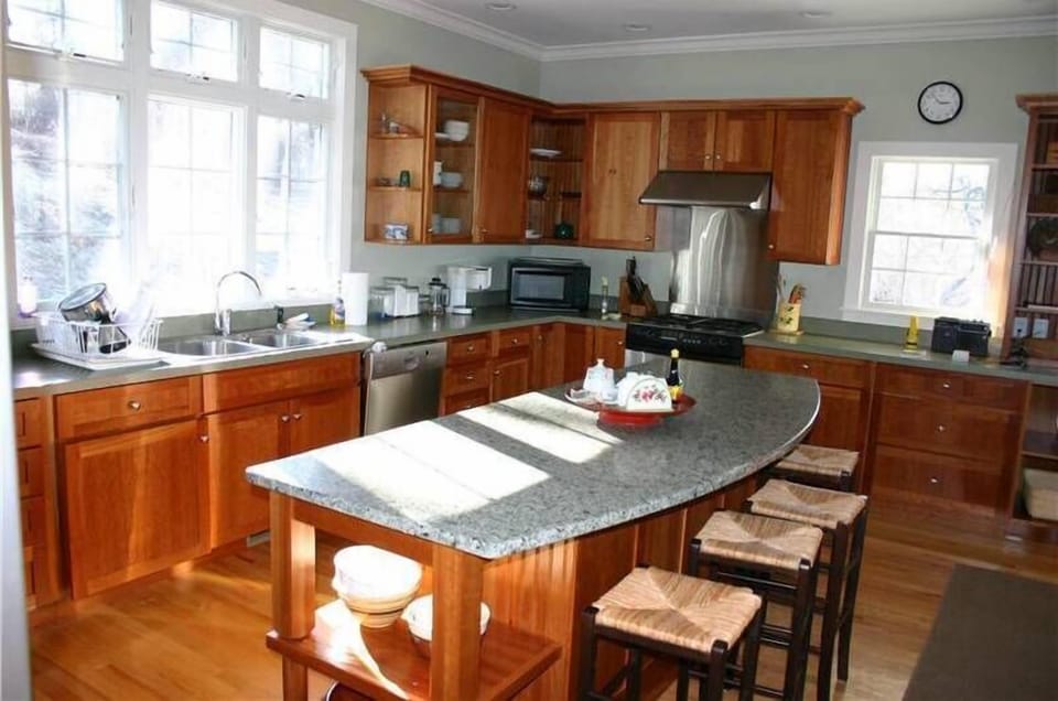 Kitchen with Stainless Steel Appliances and Breakfast Bar