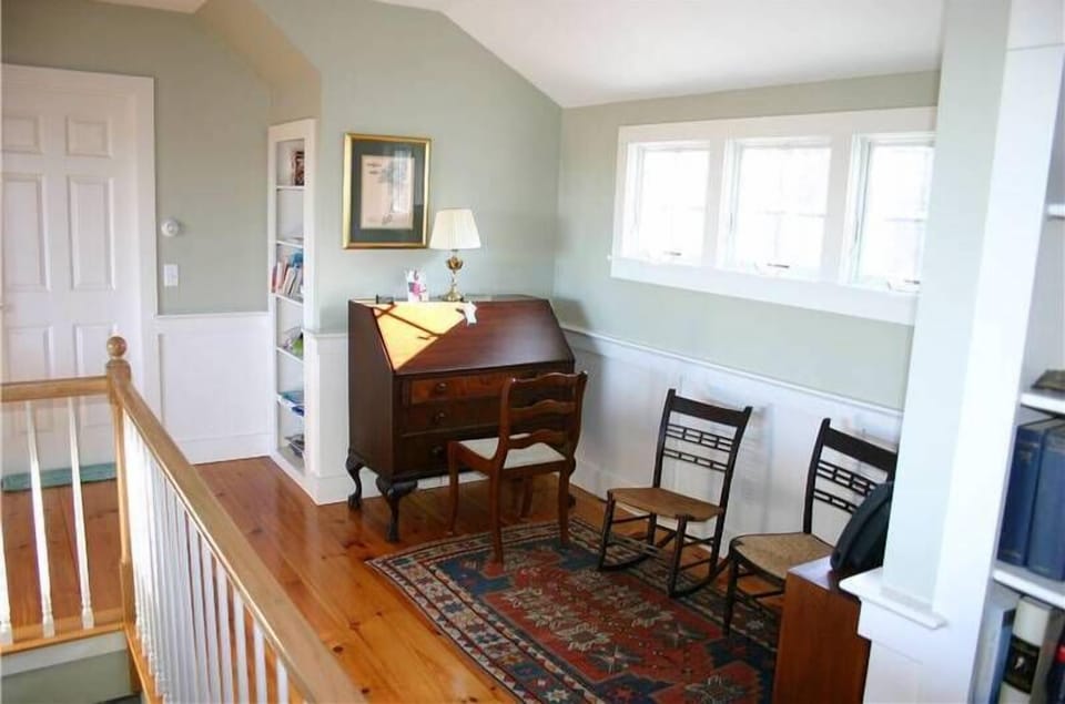 Second Floor Walkway