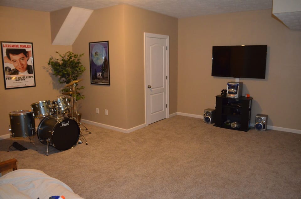Basement bonus room