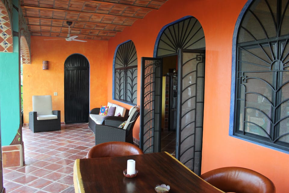 seating on upstairs porch