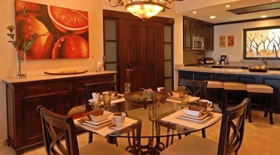 Dining Room and Kitchen