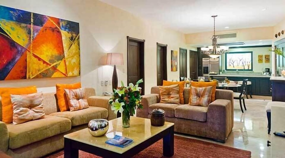 Living Room with dining and Kitchen 