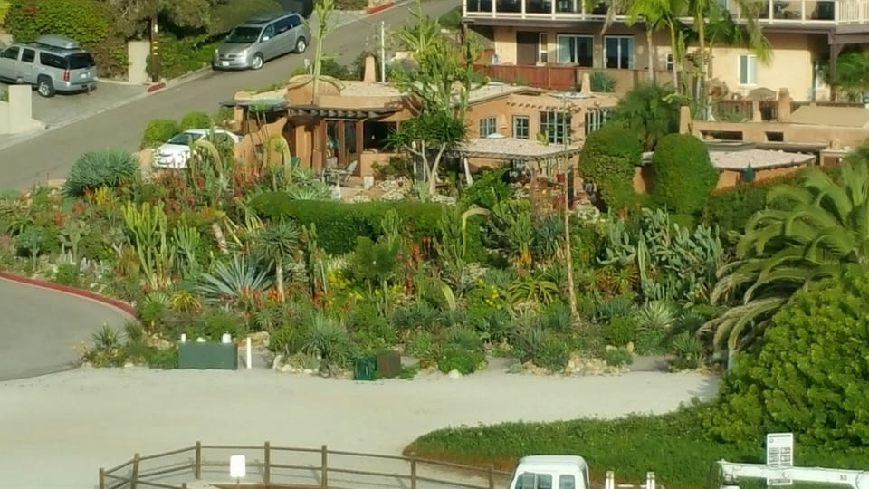  Full Property Photo