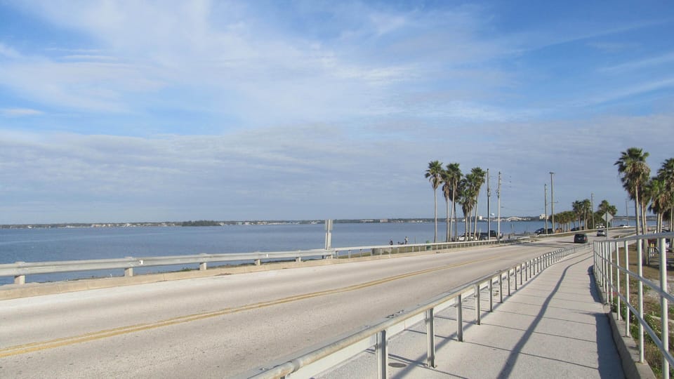 causeway to Honeymoon Island