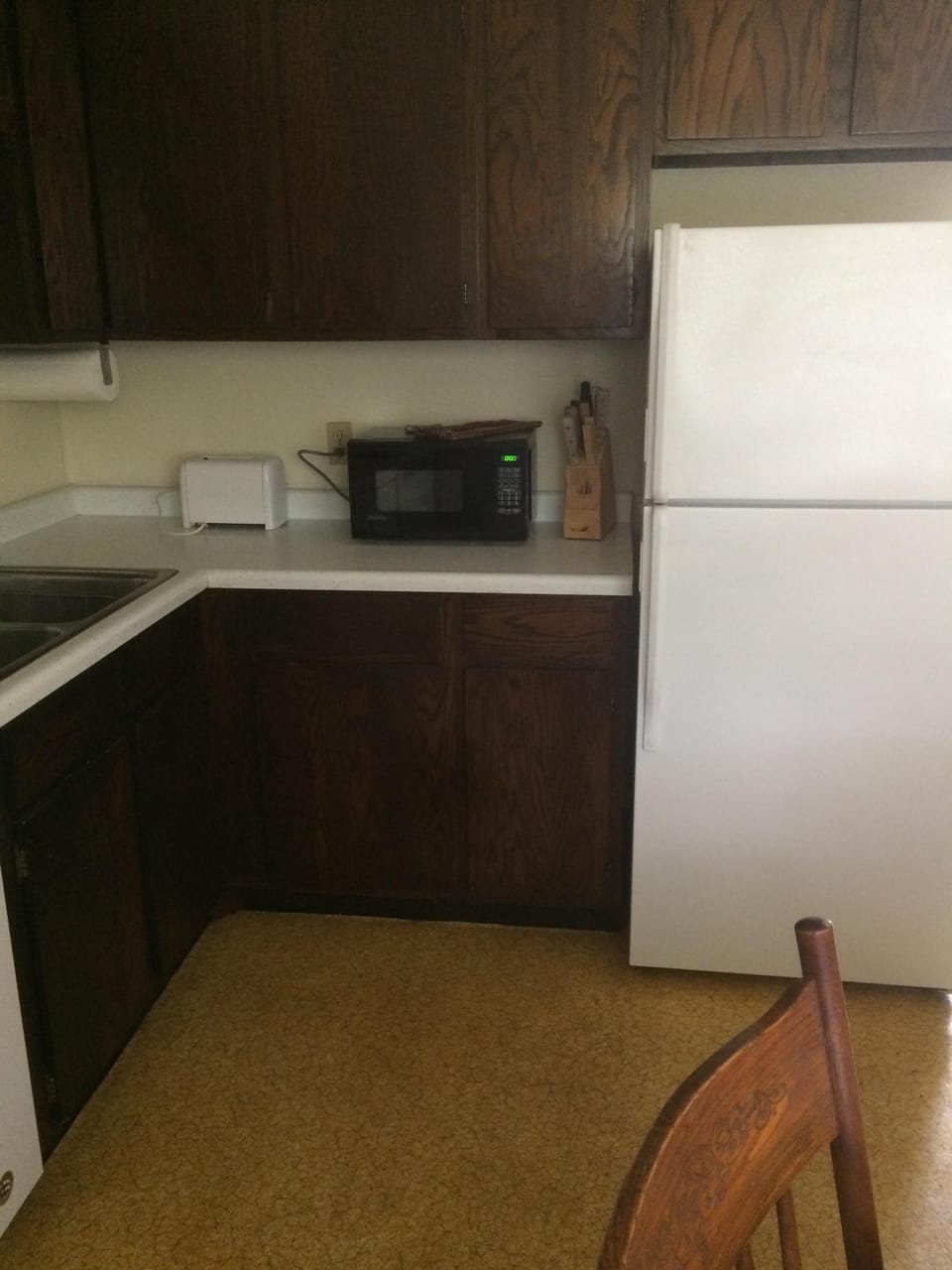 Microwave/kitchen
