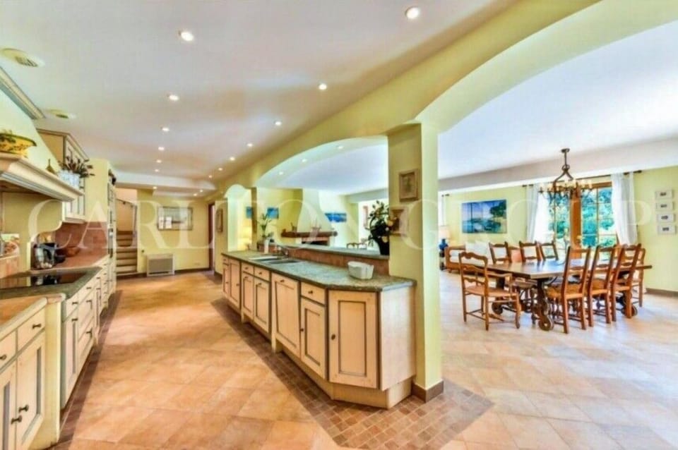 American kitchen 