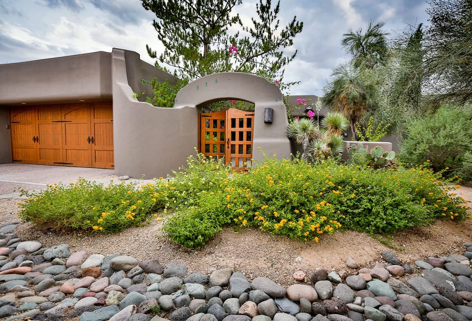 Inviting front entrance 