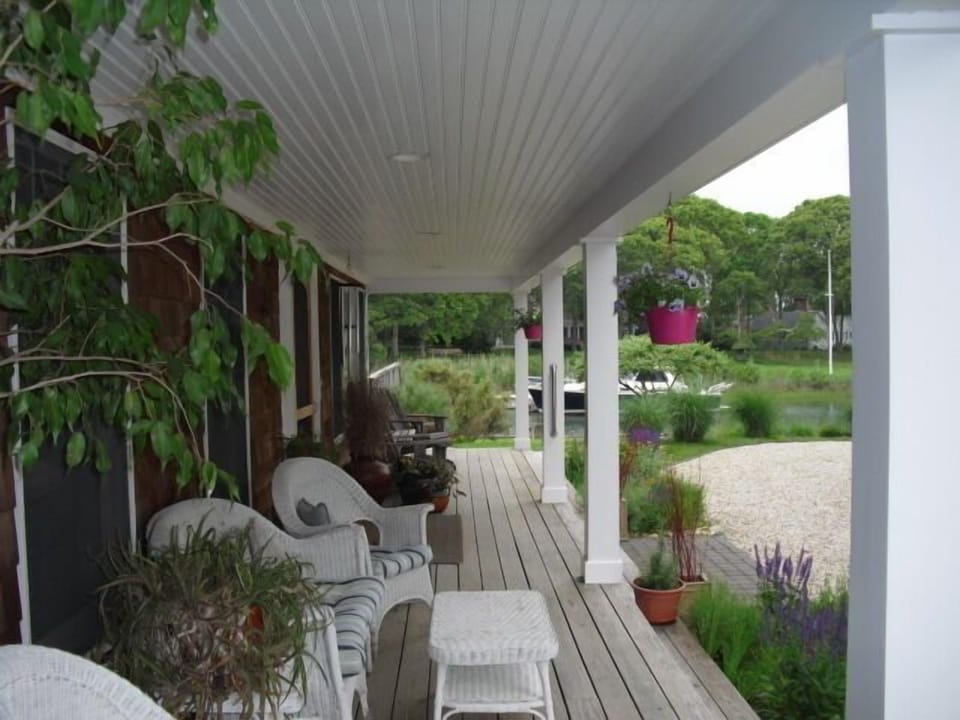 Covered Porch