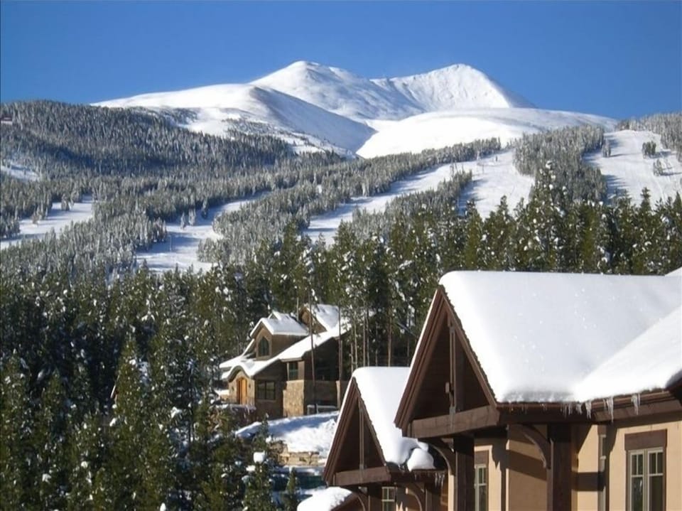 Ski in-Ski out convenience