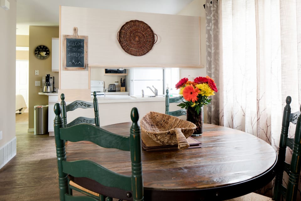 Dining area looking into kitchen