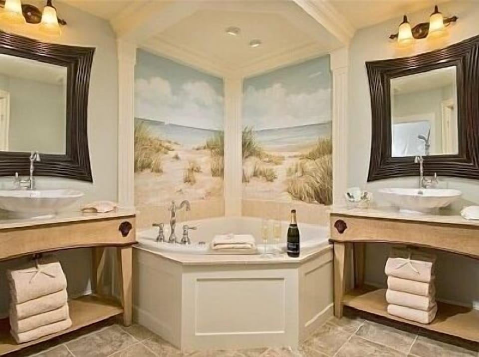 Master Bath with Jacuzzi, steam shower, and heated floors.
