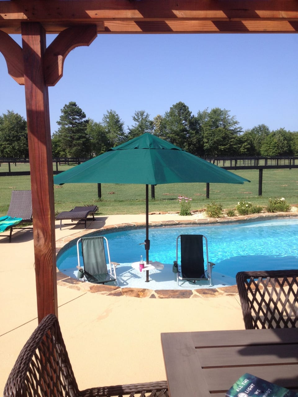 12" pool sit out  with umbrella,drink holder and beach chairs!