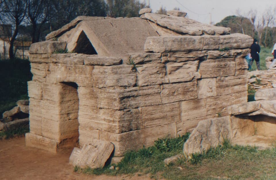 Surroundings - Etruscan tomb at Populonia