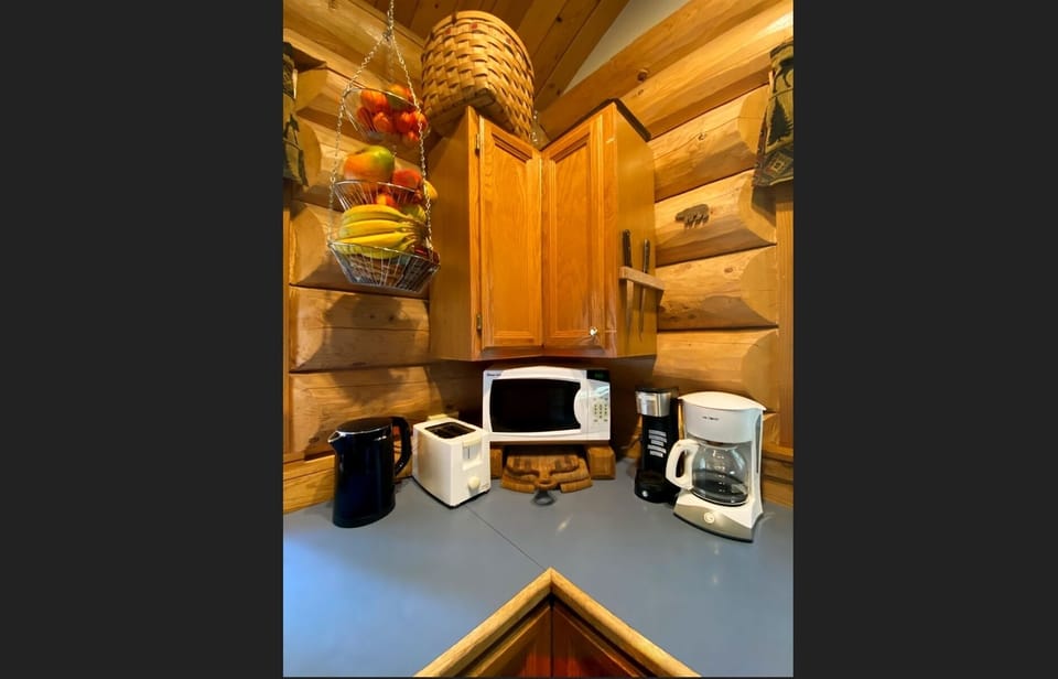 Kitchen appliances include electric kettle, coffee maker, keurig, microwave, toaster, etc...