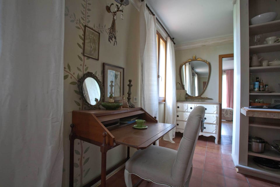 TUSCANY FOREVER RESIDENCE VILLA FAMIGLIA GROUND FLOOR APARTMENT no.2   