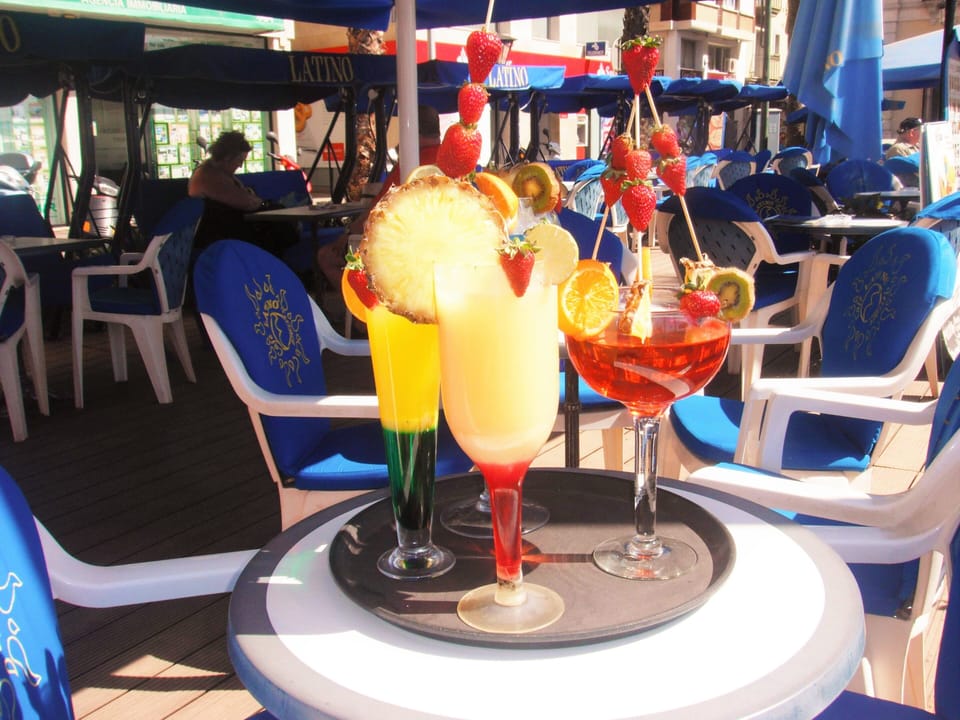 cocktail bar close to the apartment
