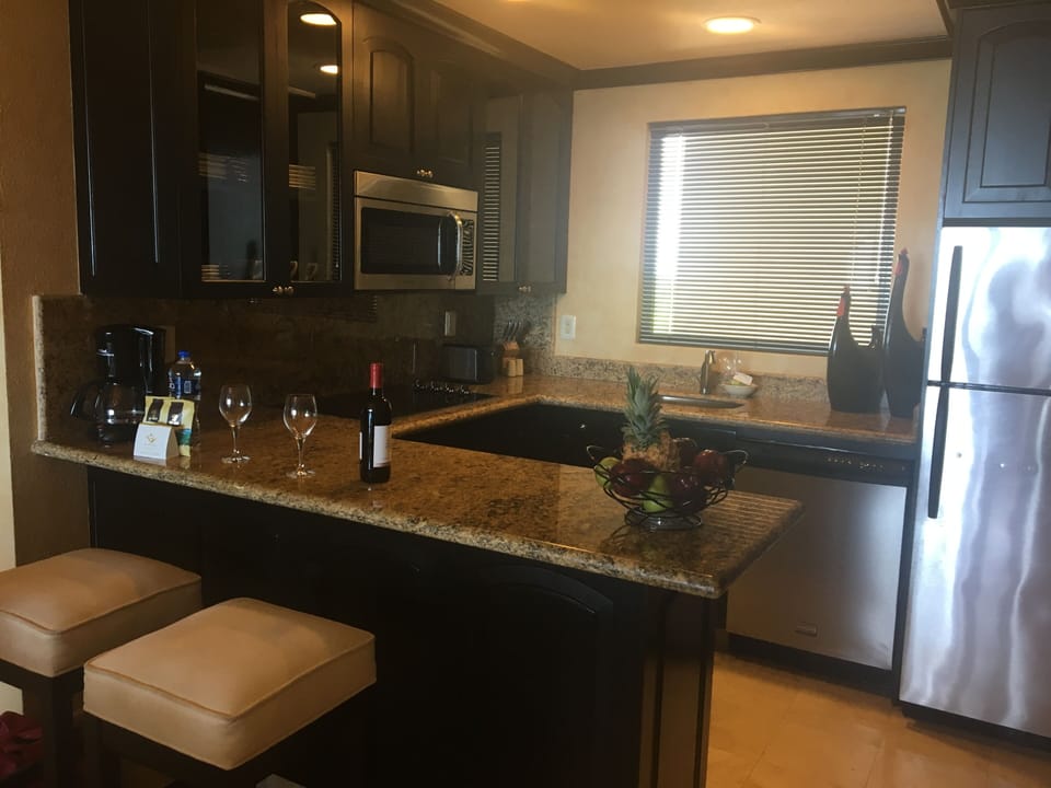 Full Kitchen with all the Cookware