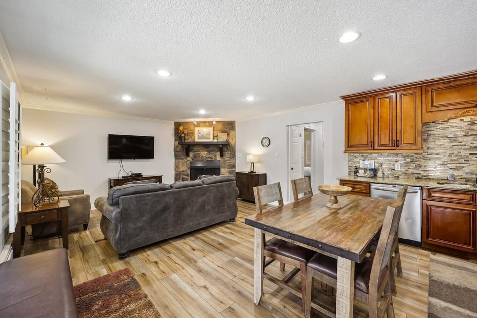 Open Living Area